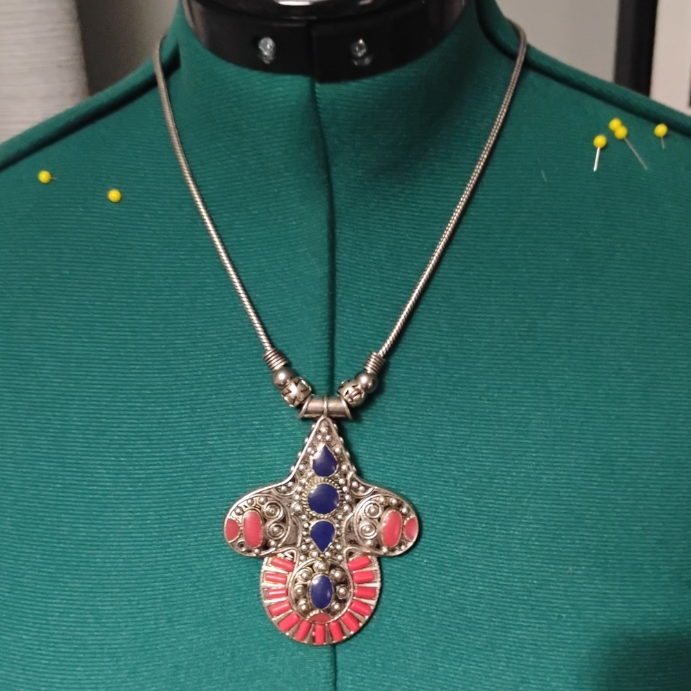 Silver Pendant Necklace with Blue & Coral Red Accents NEW - Picture 2 of 14